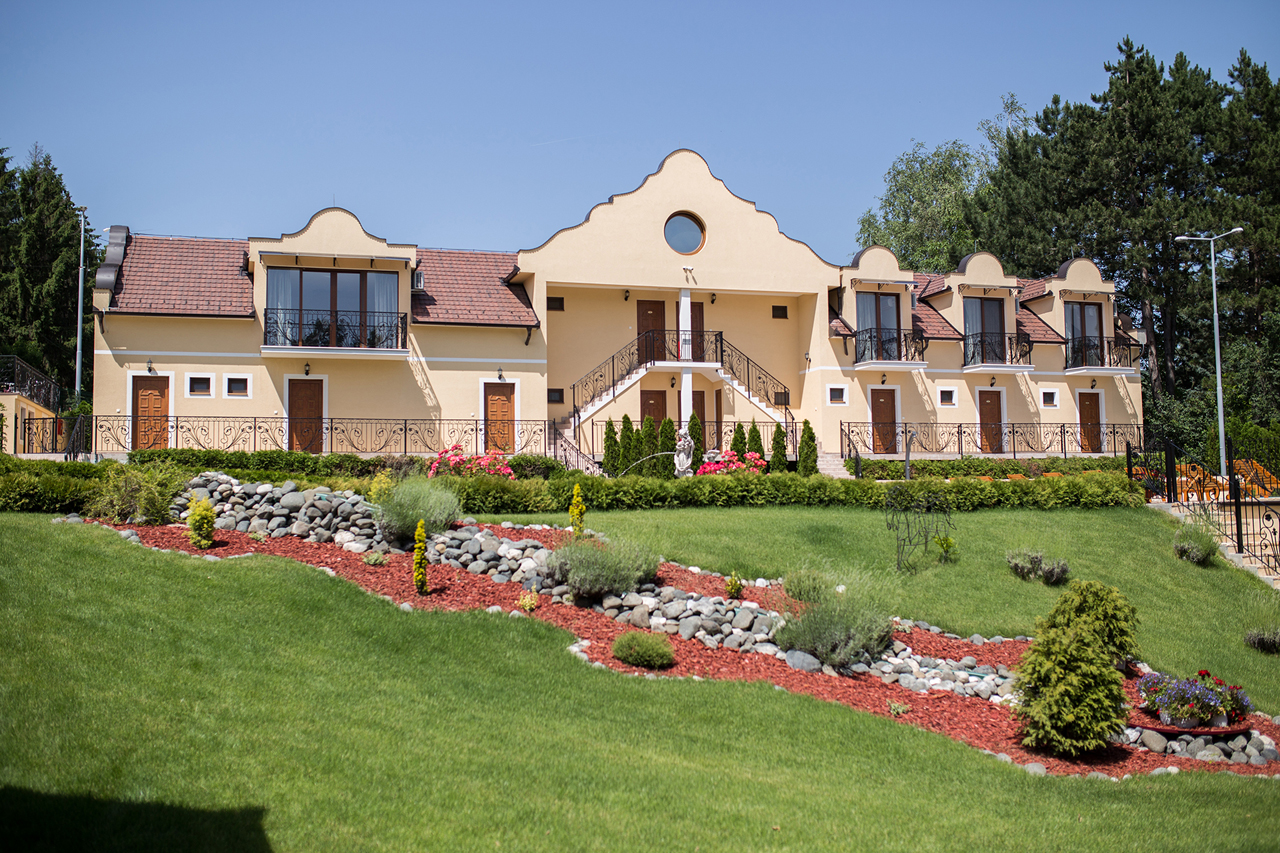 APARTMANSKI KOMPLEKS 