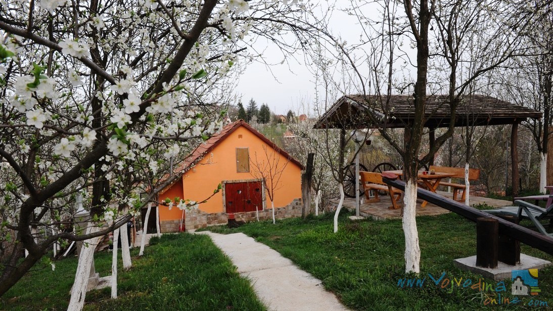 SMEŠTAJ 